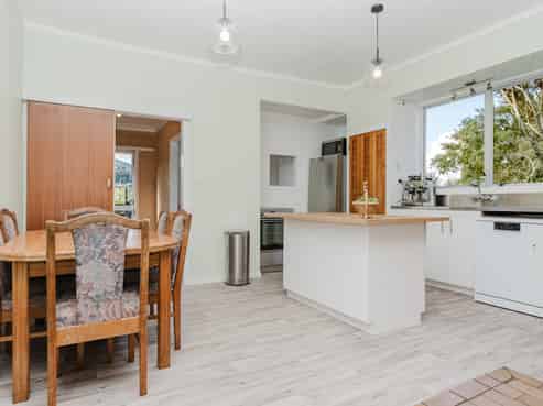 2141 Arapuni Road, Pukeatua