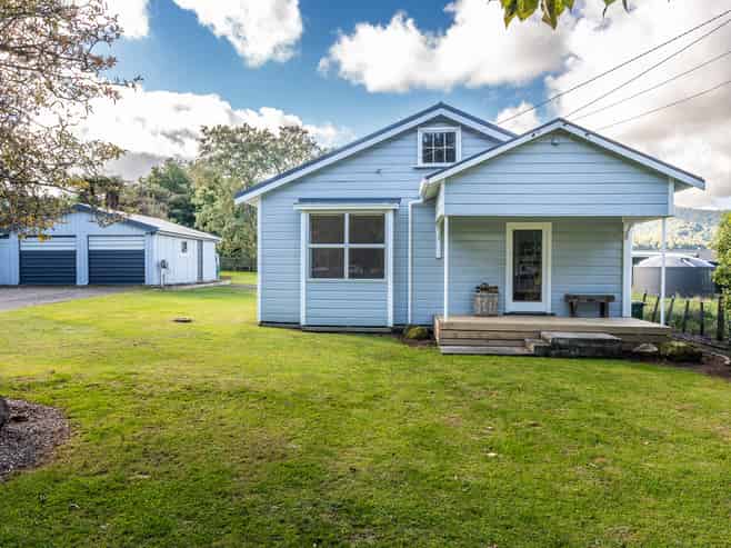 2141 Arapuni Road, Pukeatua