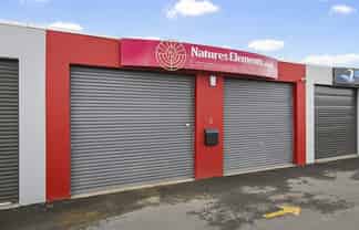 The perfect owner occupy space