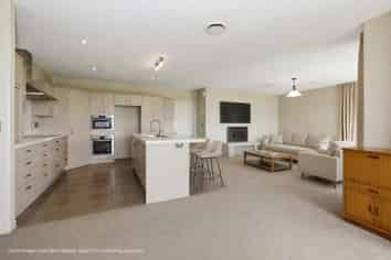 21 Ridgeview Drive, Te Aroha