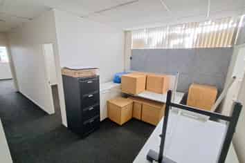 PAPATOETOE OFFICE FOR LEASE
