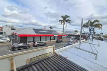PAPATOETOE OFFICE FOR LEASE
