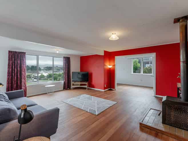 12 Kiwi Road, Raumati Beach