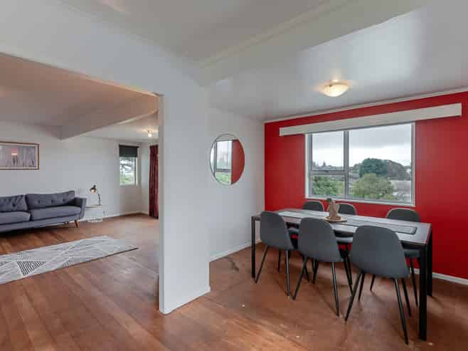 12 Kiwi Road, Raumati Beach