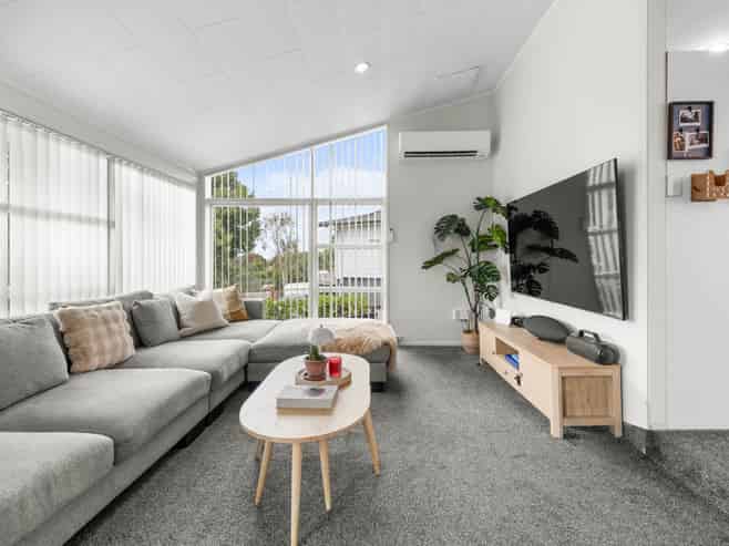 27B Keegan Drive, Massey