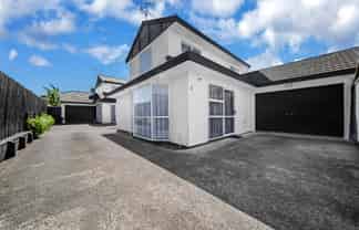 3/27 Halsey Road, Manurewa