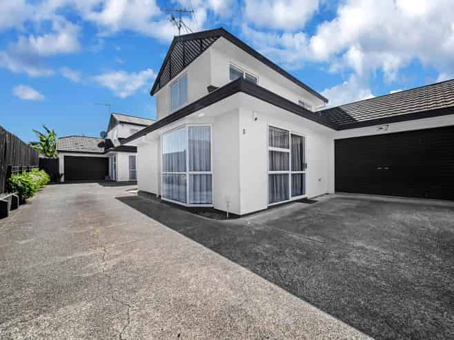 3/27 Halsey Road, Manurewa