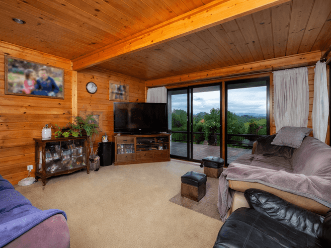 3136 State Highway 1, Umawera