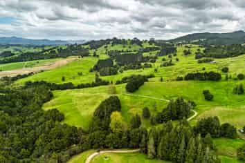 3136 State Highway 1, Umawera