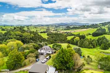 3136 State Highway 1, Umawera