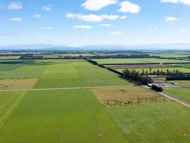 1329 Wards Road, Darfield