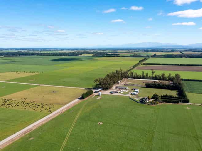 1329 Wards Road, Darfield