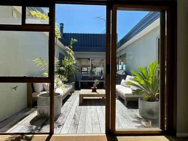 18 Galaxy Drive, Mairangi Bay