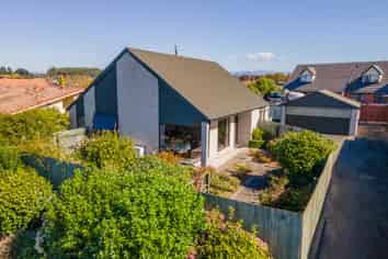 6 Orielton Place, Gleniti