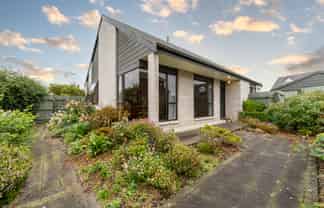 6 Orielton Place, Gleniti