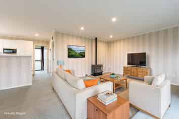 6 Orielton Place, Gleniti