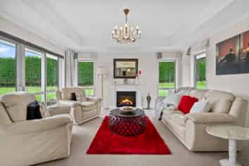 7 Queen Palm Lane, Maunu