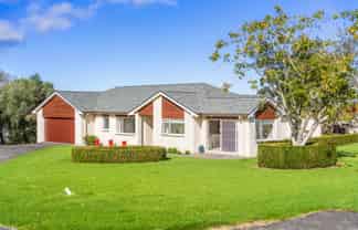 61B Whatapaka Road, Karaka