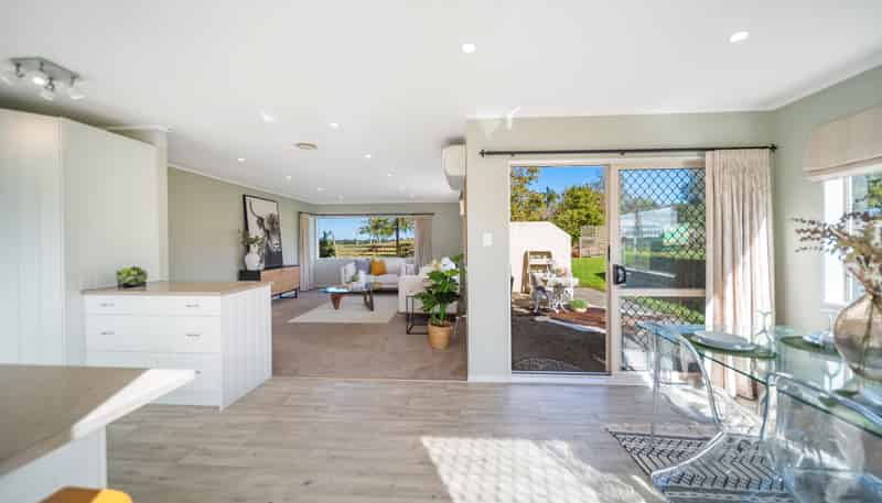 61B Whatapaka Road, Karaka