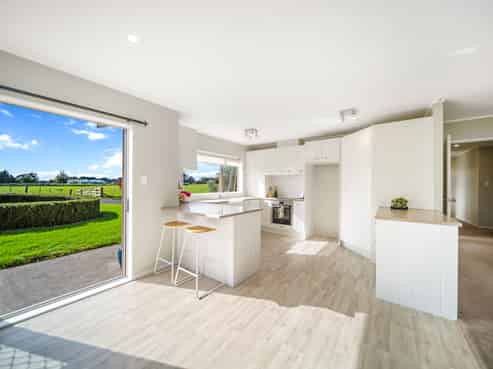 61B Whatapaka Road, Karaka