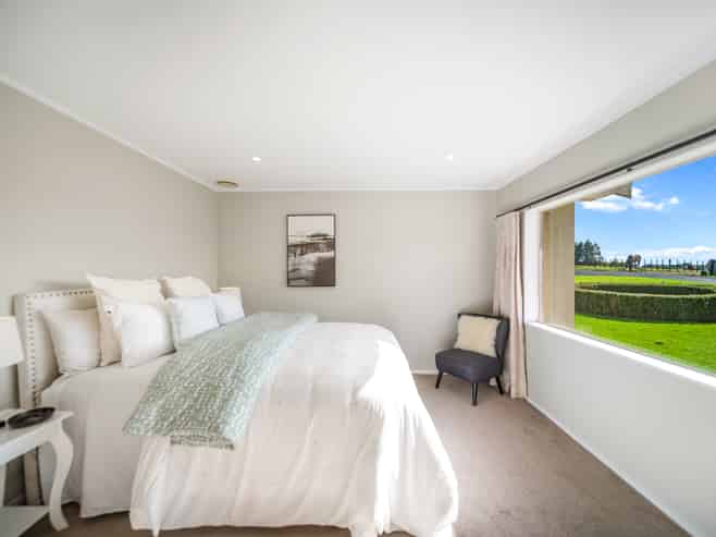 61B Whatapaka Road, Karaka