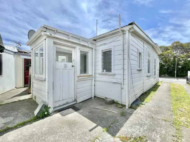 B/17 East Street, Petone