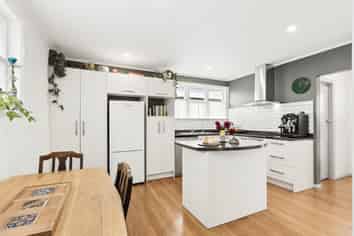 75C Pooles Road, Greerton