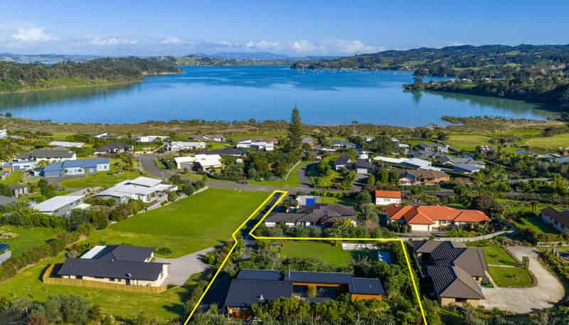 29 Muritai Road, Parua Bay