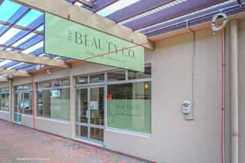 Placed to Capture the Flow- For Lease