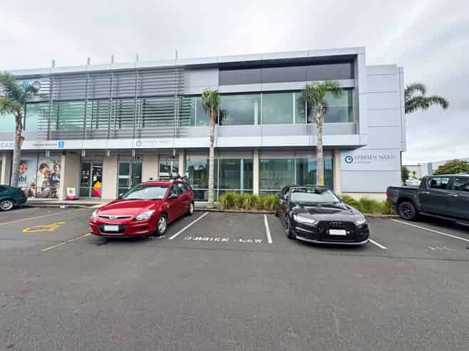 TURNKEY TRITON DRIVE OFFICE - COMPETITIVE RENTAL
