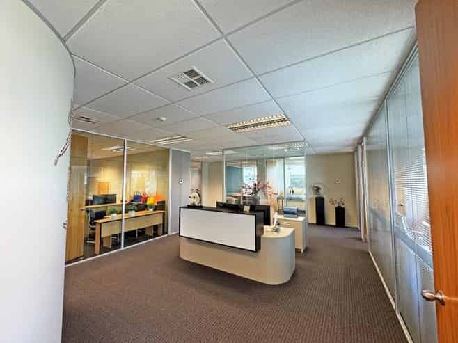TURNKEY TRITON DRIVE OFFICE - COMPETITIVE RENTAL
