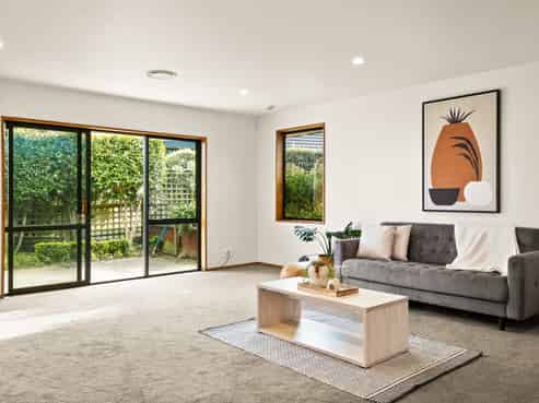5 Gowan Close, Shiel Hill