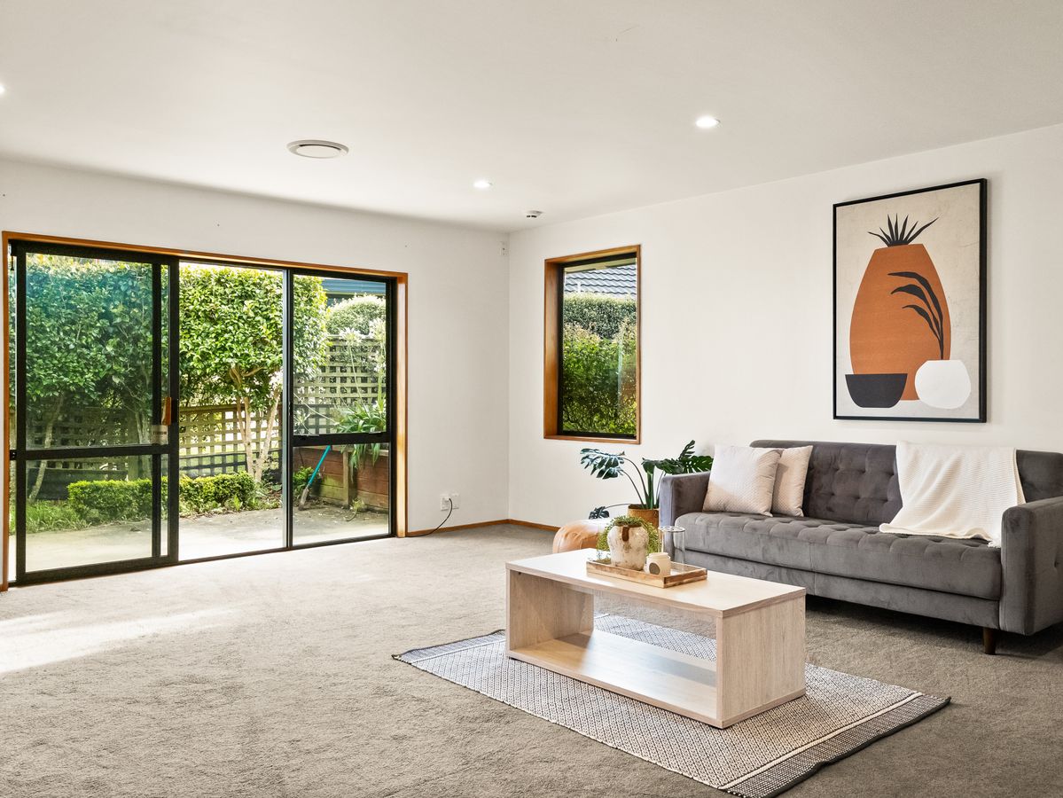Family Living, Family Location