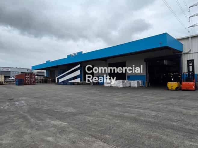 3724Sqm East Tamaki + Racking. Warehouse $125Psm