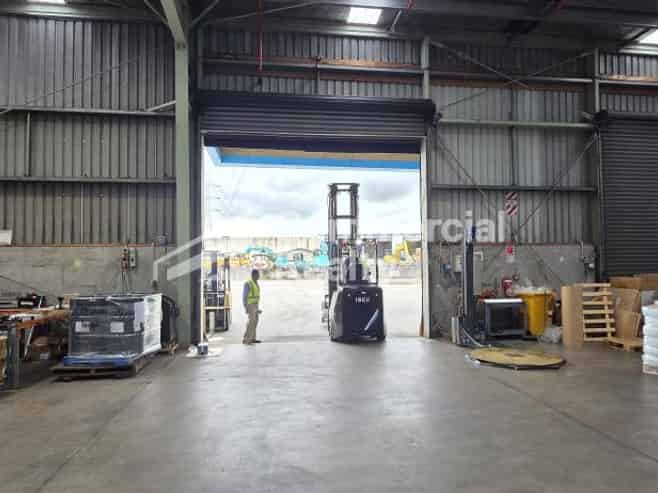 3724Sqm East Tamaki + Racking. Warehouse $125Psm