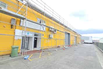 250M² REAR OFFICE/WORK BASE
