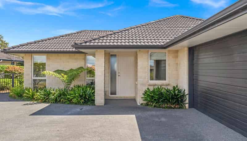 11 North Crest Drive, Onerahi