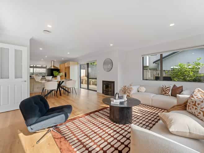 30 Vinewood Drive, Albany