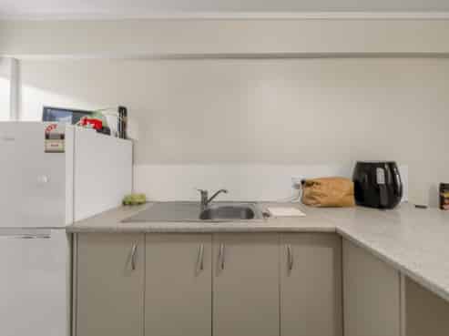 1-3, 35 Malfroy Road, Victoria