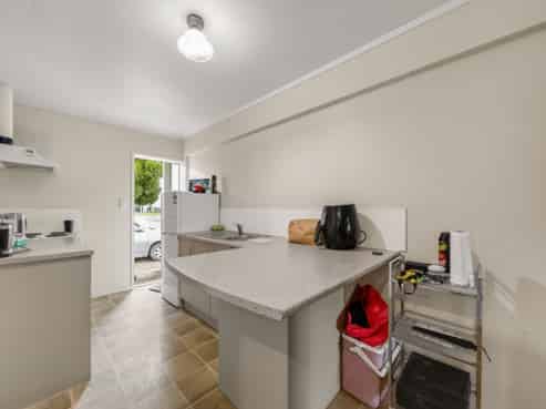 1-3, 35 Malfroy Road, Victoria