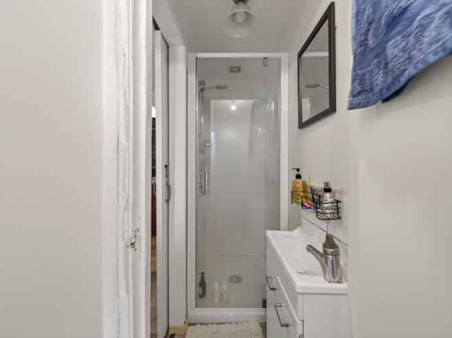 1-3, 35 Malfroy Road, Victoria