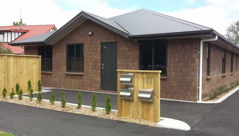 6/173 Knighton Road, Hillcrest