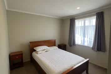 6/173 Knighton Road, Hillcrest