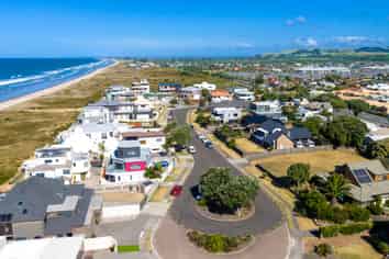 15 Sunbrae Grove, Mount Maunganui