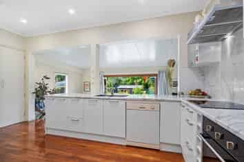 39 Lovatt Crescent, Kensington