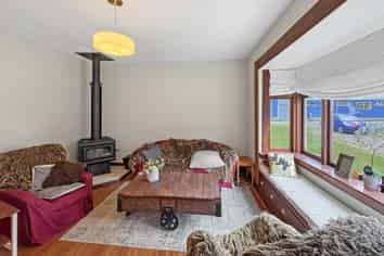 5669A West Coast Road, Springfield