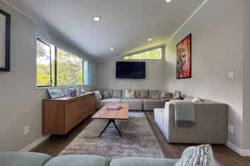 76 Waiheke Road, Waiheke Island