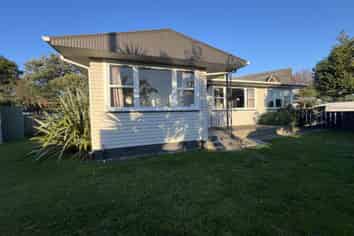 1 Dampier Avenue, Awapuni