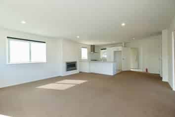 8 Seafort Lane, Millwater