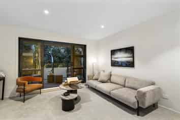 12/8 Dock Street, Freemans Bay